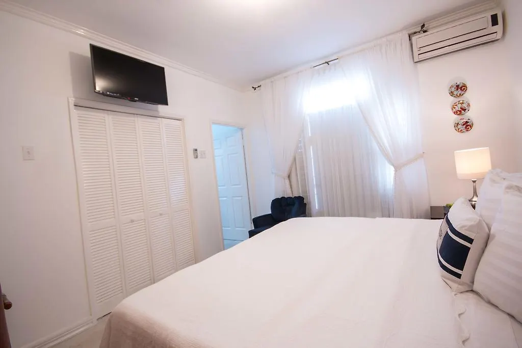 Cattleya'S Kingsway Suite Kingston